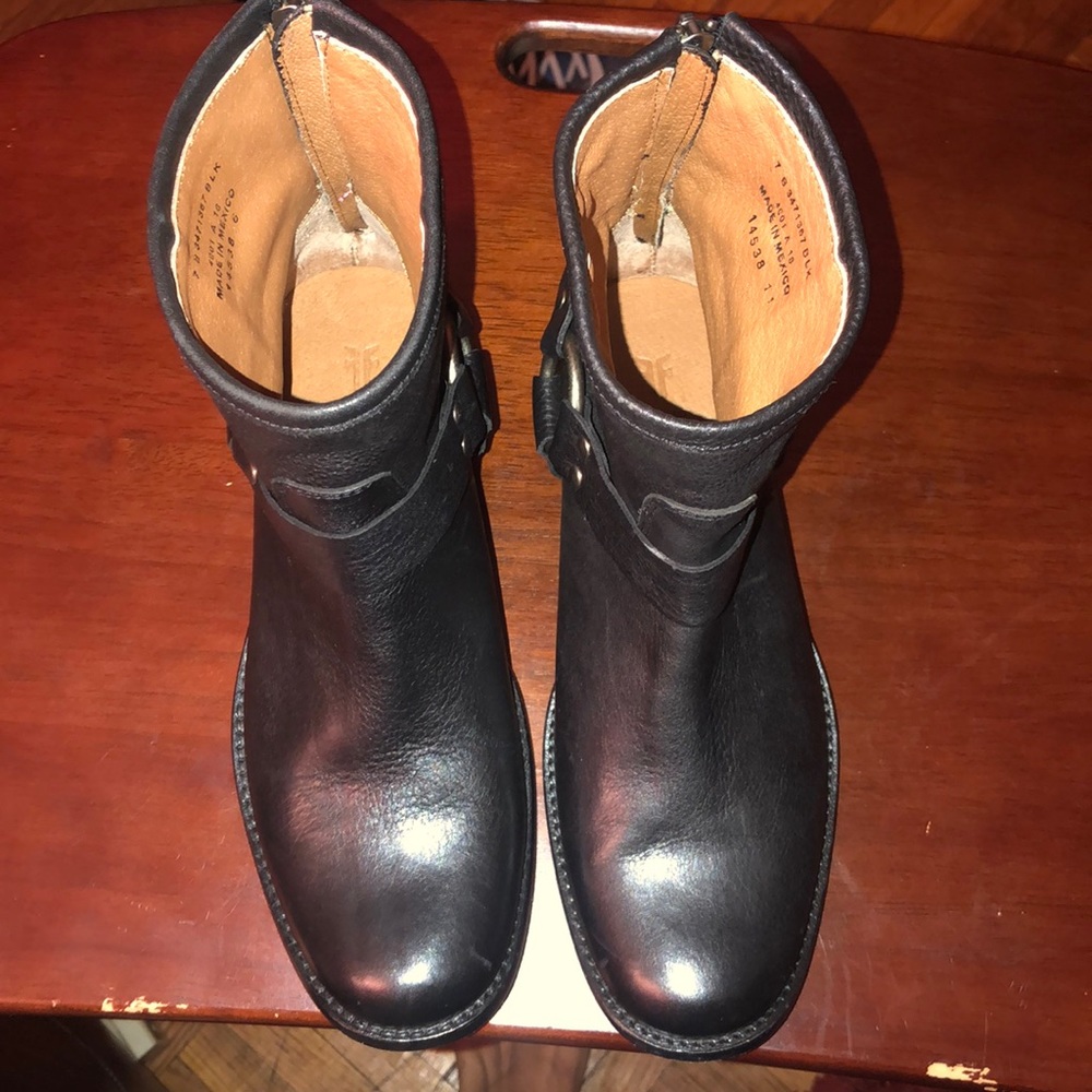 COPY - NWOT Frye short boot